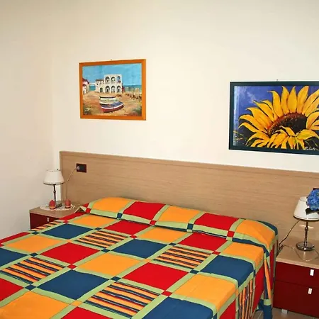 Apartment In 24699 *